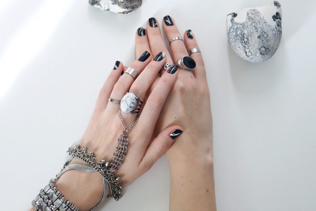 marble-stone-nails