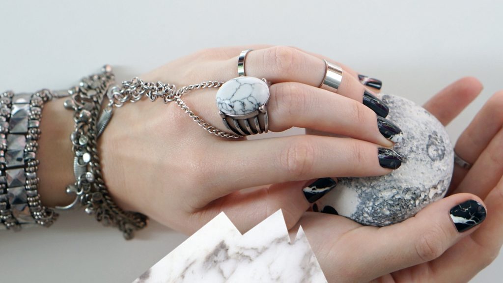 stone-marble-nails